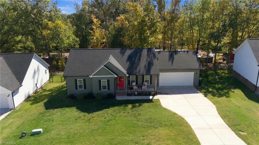 Stick/Site Built at 103 Hazy Lane, Thomasville NC 27360, Thomasville, photo 30 of 38