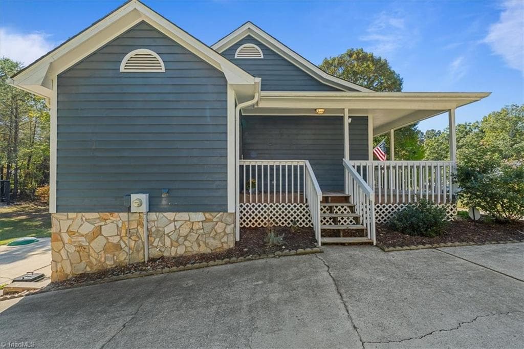 Stick/Site Built at 208 Trollinger Street, Randleman NC 27317, Randleman, photo 36 of 44
