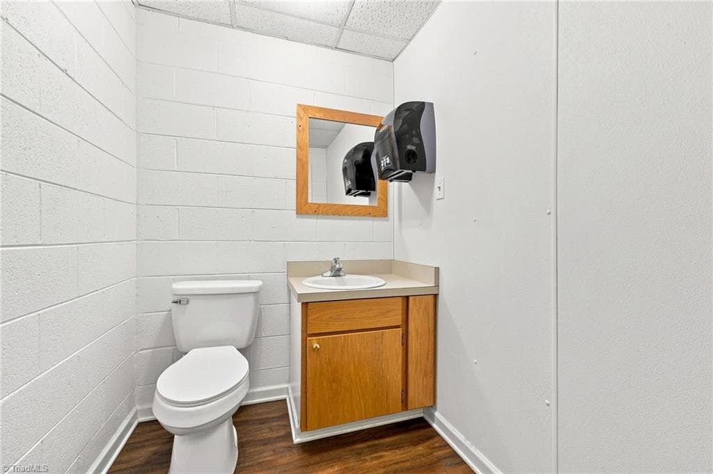 Industrial at 206 Villa Avenue, High Point NC 27260, High Point, photo 16 of 46