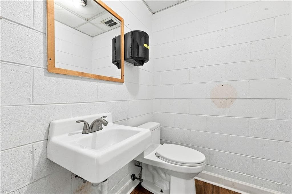 Industrial at 206 Villa Avenue, High Point NC 27260, High Point, photo 34 of 46