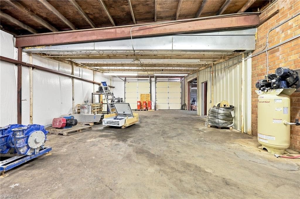Industrial at 206 Villa Avenue, High Point NC 27260, High Point, photo 39 of 46