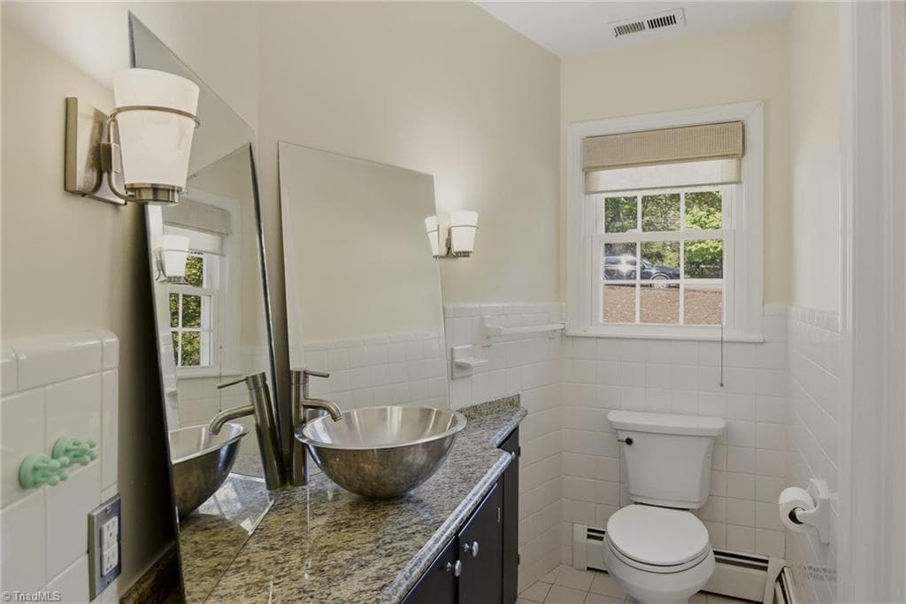 Stick/Site Built at 3810 Northriding Road, Winston-Salem NC 27104, Winston-Salem, photo 14 of 34