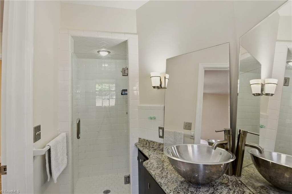 Stick/Site Built at 3810 Northriding Road, Winston-Salem NC 27104, Winston-Salem, photo 15 of 34