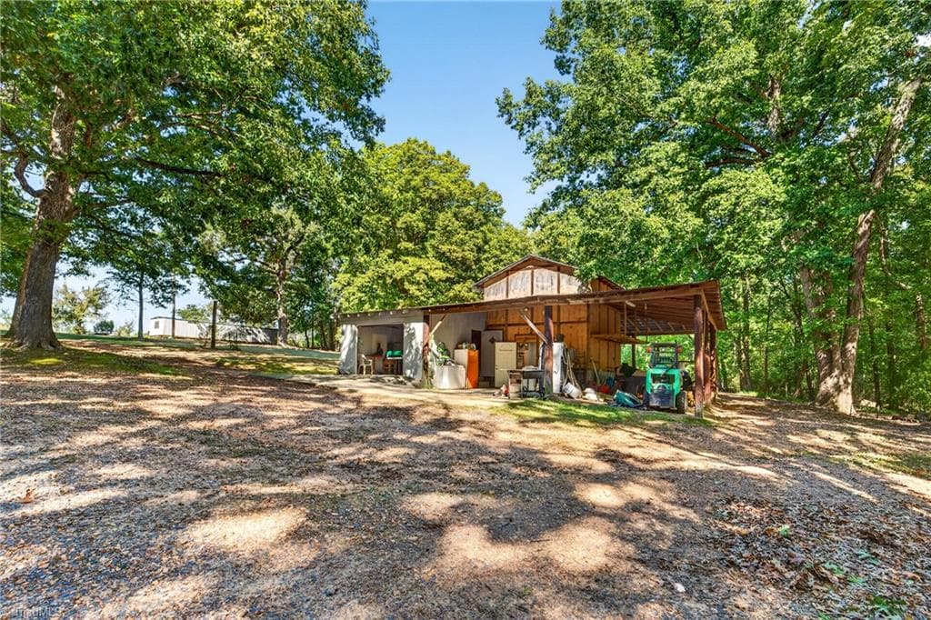 Manufactured Home at 6109 Ferguson Road, Ramseur NC 27316, photo 43 of 50