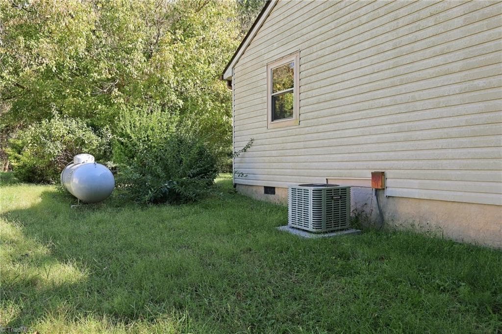 Stick/Site Built at 3215 Meadow Lane, Winston-Salem NC 27107, Winston-Salem, photo 27 of 43