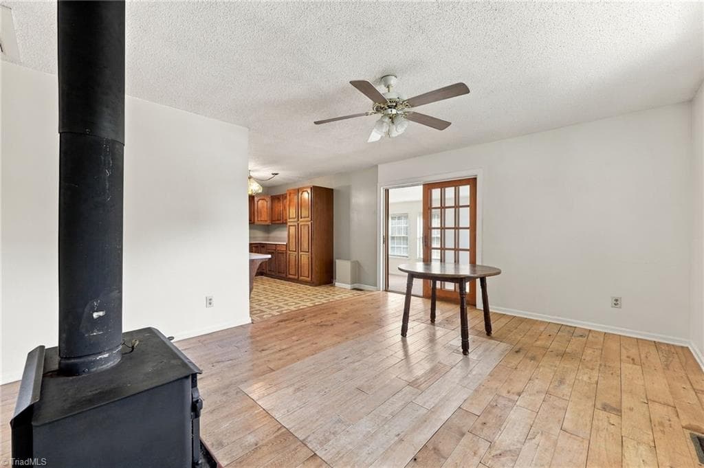 Stick/Site Built at 3215 Meadow Lane, Winston-Salem NC 27107, Winston-Salem, photo 12 of 43