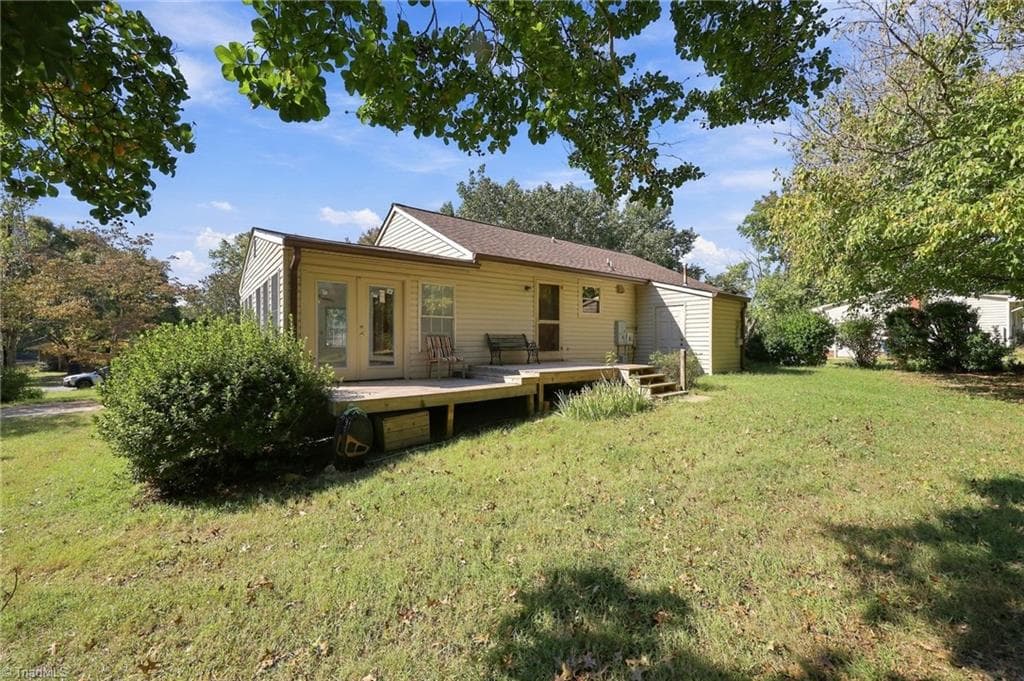 Stick/Site Built at 3215 Meadow Lane, Winston-Salem NC 27107, Winston-Salem, photo 32 of 43