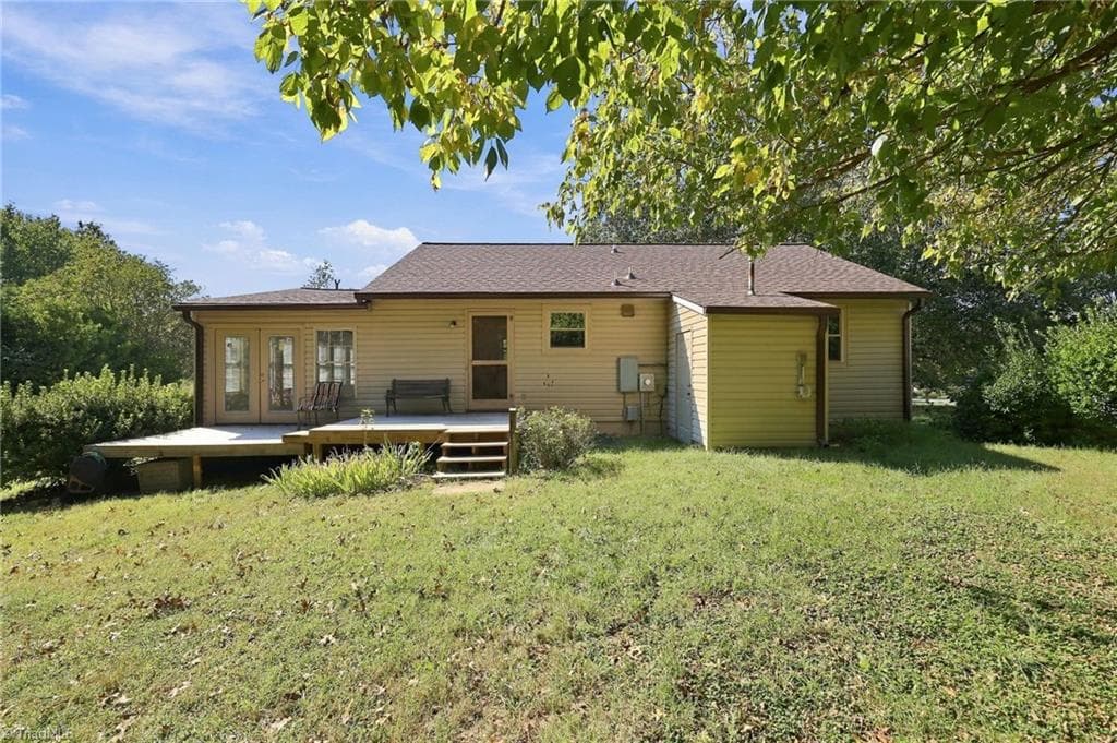 Stick/Site Built at 3215 Meadow Lane, Winston-Salem NC 27107, Winston-Salem, photo 34 of 43