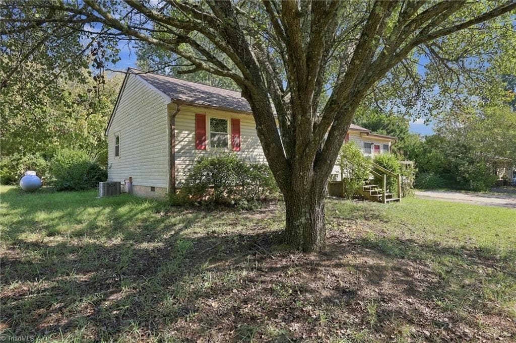 Stick/Site Built at 3215 Meadow Lane, Winston-Salem NC 27107, Winston-Salem, photo 35 of 43