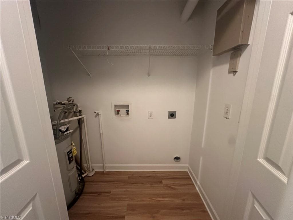 Stick/Site Built at 1860 Crest Hollow Drive, Winston-Salem NC 27127, Winston-Salem, photo 6 of 11