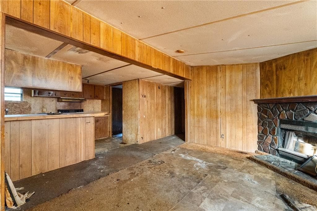Manufactured Home at 7123 Bonanza Drive, Kernersville NC 27284, Kernersville, photo 5 of 11
