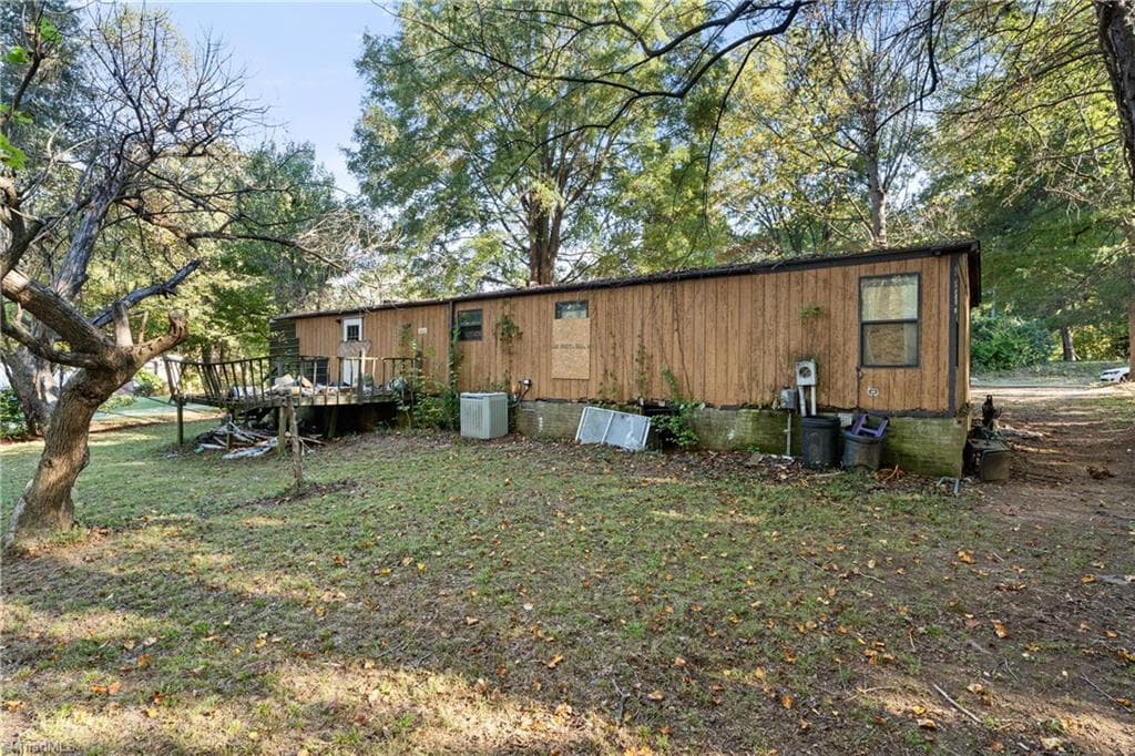 Manufactured Home at 7123 Bonanza Drive, Kernersville NC 27284, Kernersville, photo 9 of 11