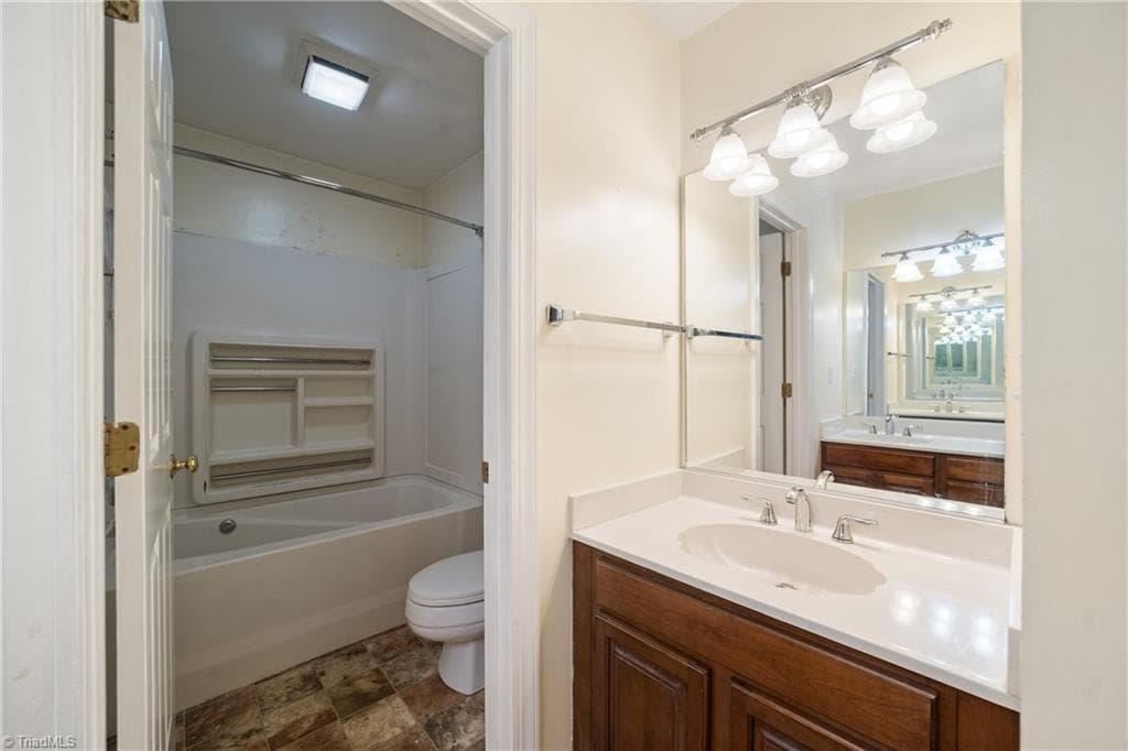 Stick/Site Built at 4564 Fernhaven Circle, Winston-Salem NC 27104, Winston-Salem, photo 28 of 44