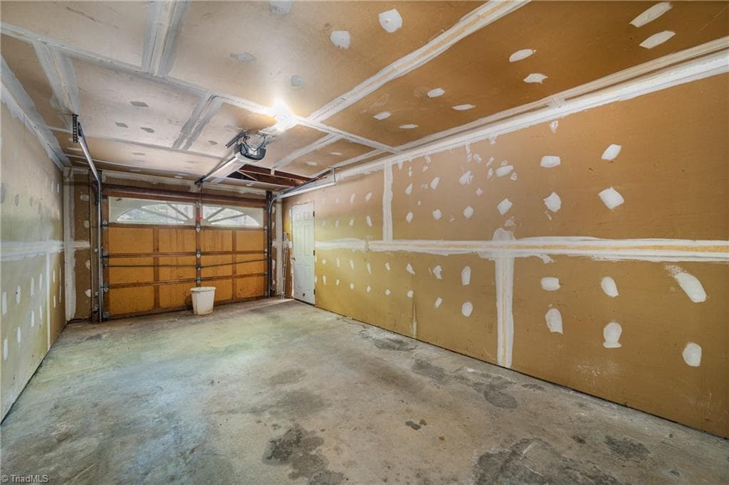 Stick/Site Built at 4564 Fernhaven Circle, Winston-Salem NC 27104, Winston-Salem, photo 37 of 44