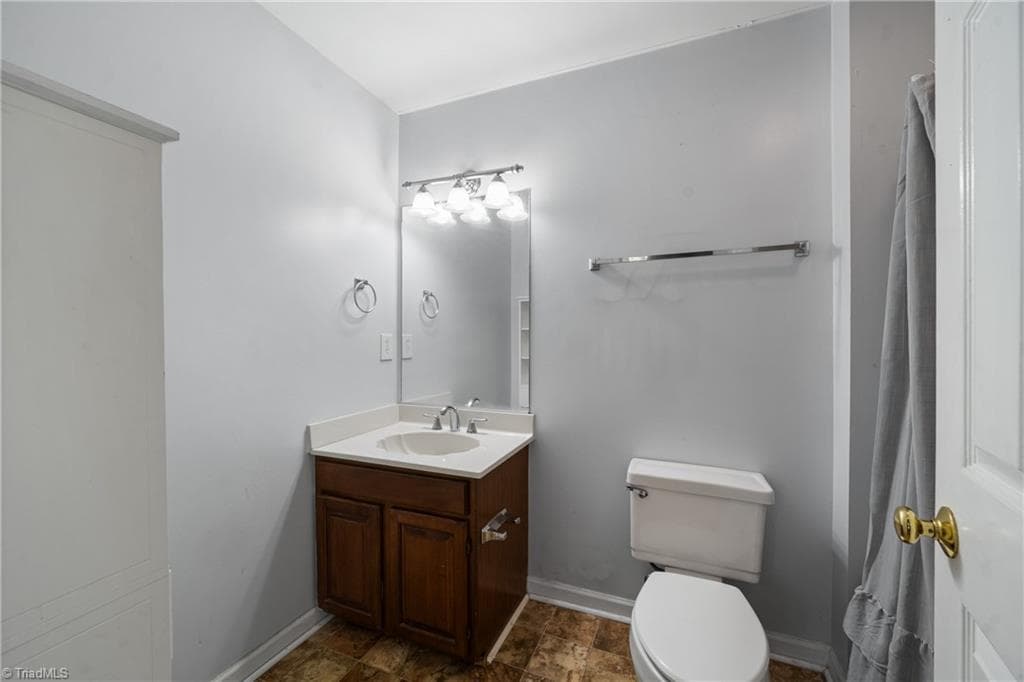 Stick/Site Built at 4564 Fernhaven Circle, Winston-Salem NC 27104, Winston-Salem, photo 21 of 44
