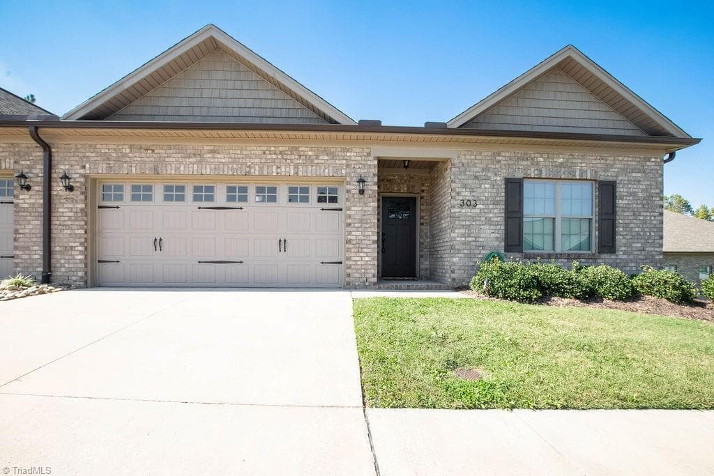 303 Kingsfield Forest Drive, Archdale NC 27263