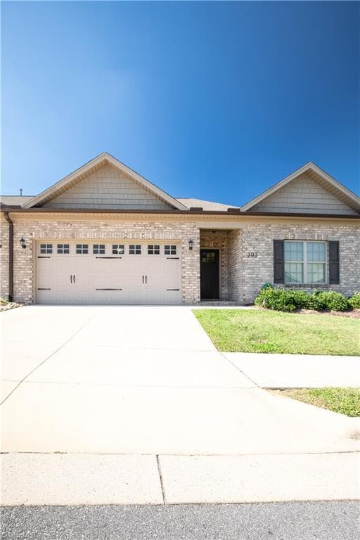 303 Kingsfield Forest Drive, Archdale NC 27263