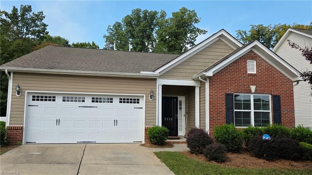 3136 York Place Drive, Walkertown NC 27051