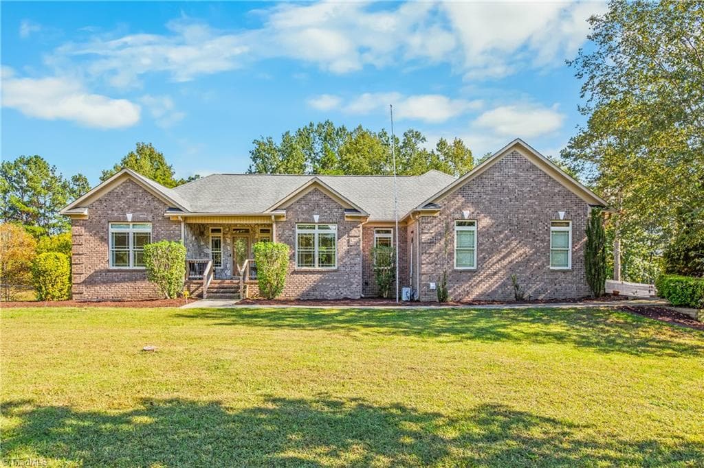 295 Paul Pope Road, Thomasville NC 27360