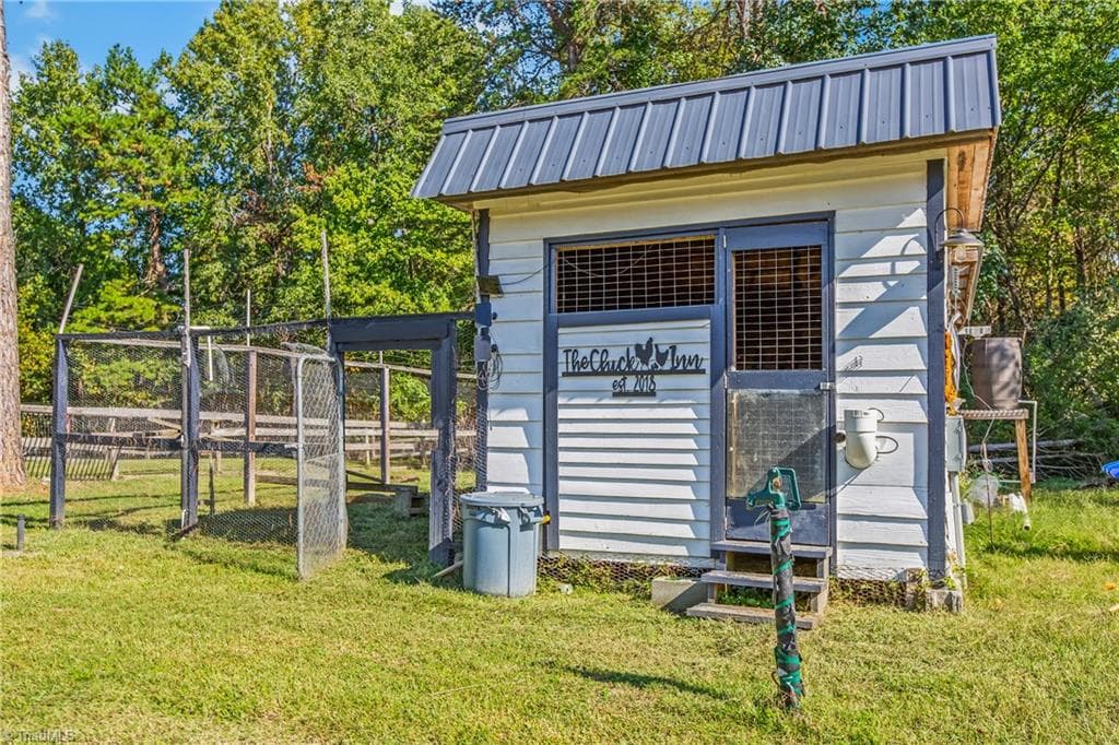 Stick/Site Built at 295 Paul Pope Road, Thomasville NC 27360, photo 35 of 42