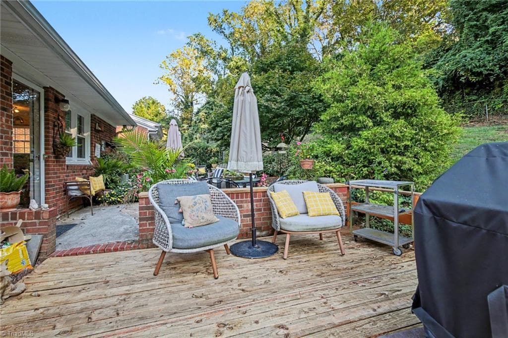 Stick/Site Built at 2336 Kaywood Lane, Winston-Salem NC 27103, photo 24 of 28