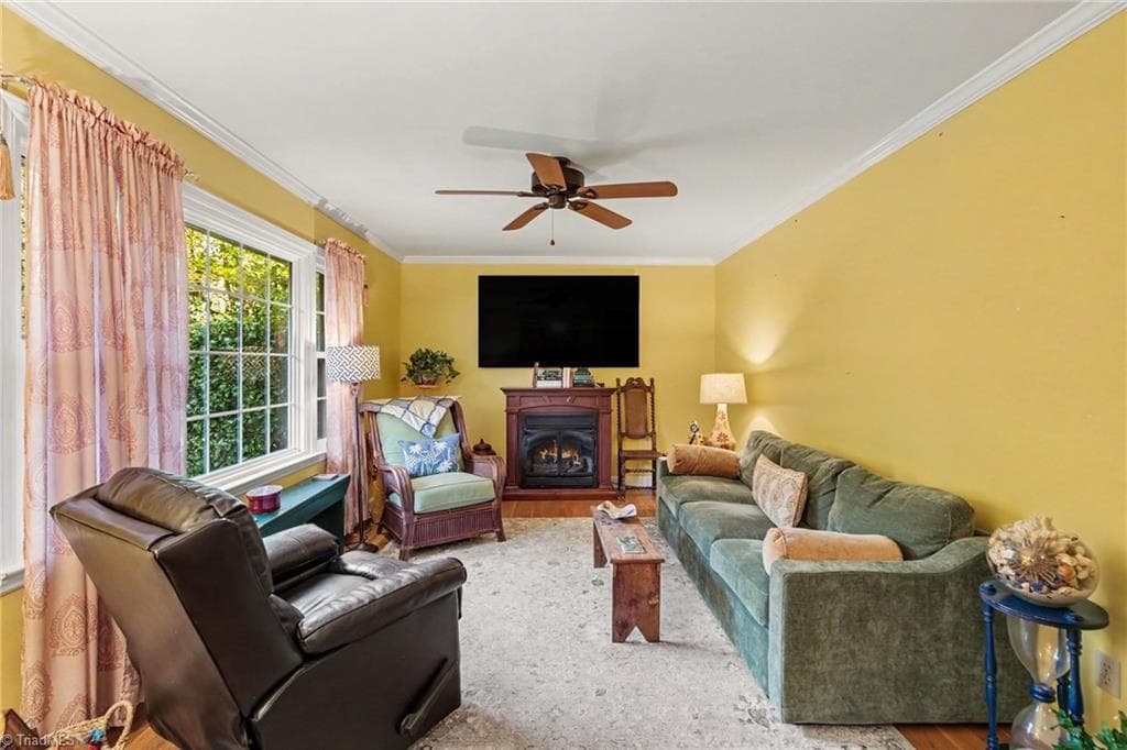 Stick/Site Built at 2336 Kaywood Lane, Winston-Salem NC 27103, photo 4 of 28