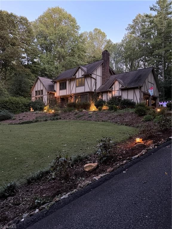 206 Ivy Lane, Wilkesboro NC 28697