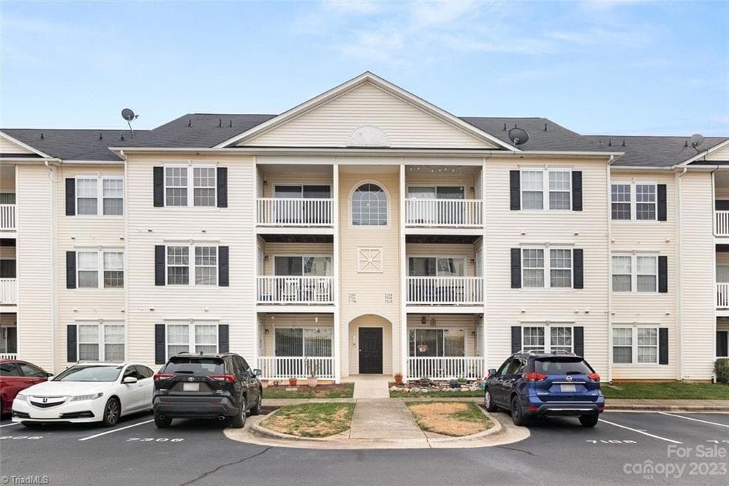 7208 McConnell Drive, Kernersville NC 27284