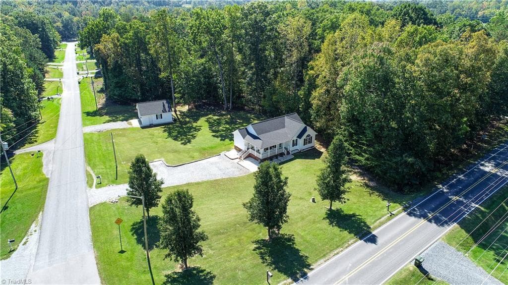 Stick/Site Built at 685 Dynasty Drive, Asheboro NC 27205, Asheboro, photo 36 of 40