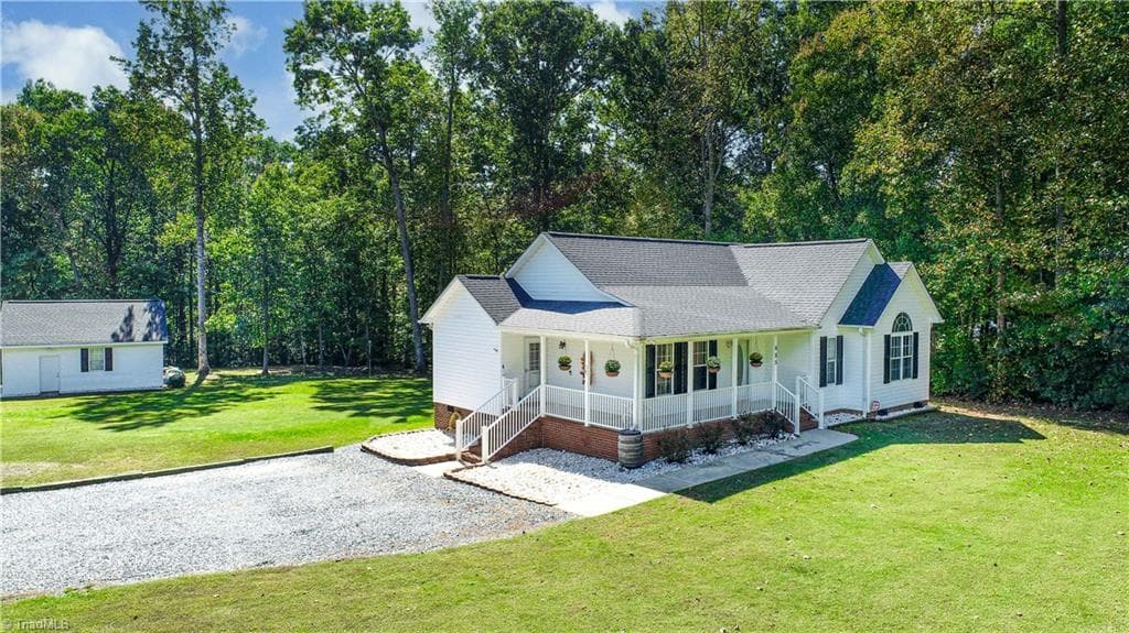 Stick/Site Built at 685 Dynasty Drive, Asheboro NC 27205, Asheboro, photo 30 of 40