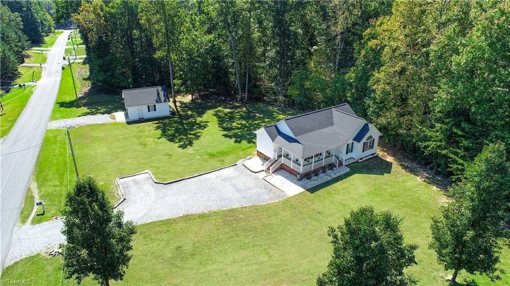 Stick/Site Built at 685 Dynasty Drive, Asheboro NC 27205, Asheboro, photo 35 of 40
