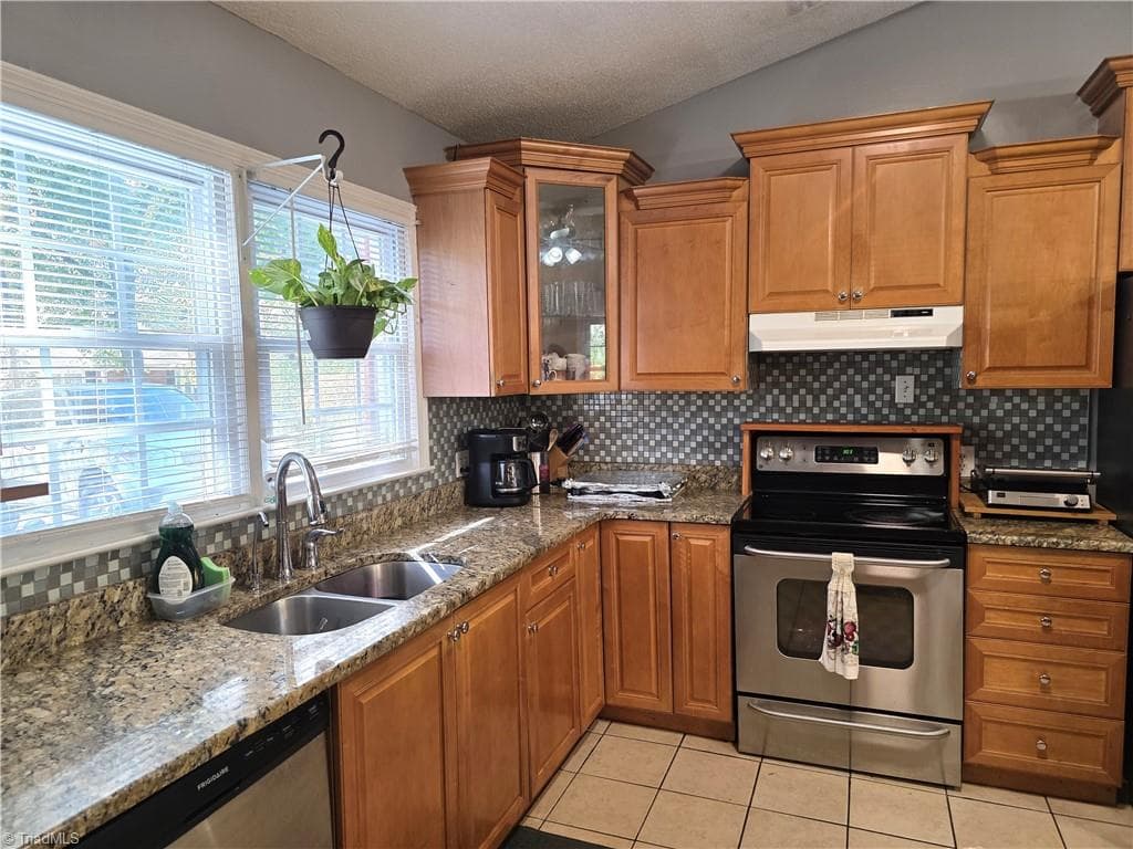 Stick/Site Built at 119 Ridgeway Road, Thomasville NC 27360, Thomasville, photo 13 of 33