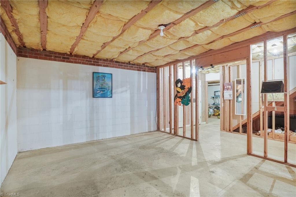 Stick/Site Built at 5731 Brightington Court, Kernersville NC 27284, photo 46 of 50