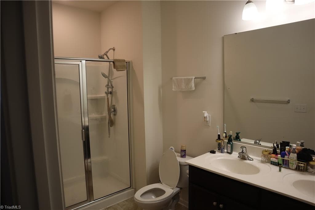 Stick/Site Built at 9032 Harwood Knoll Drive, Charlotte NC 28214, photo 15 of 20