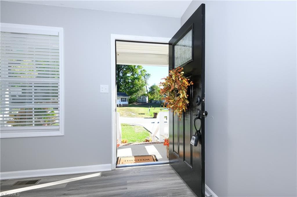 Stick/Site Built at 2205 Gable Way, High Point NC 27262, High Point, photo 6 of 28