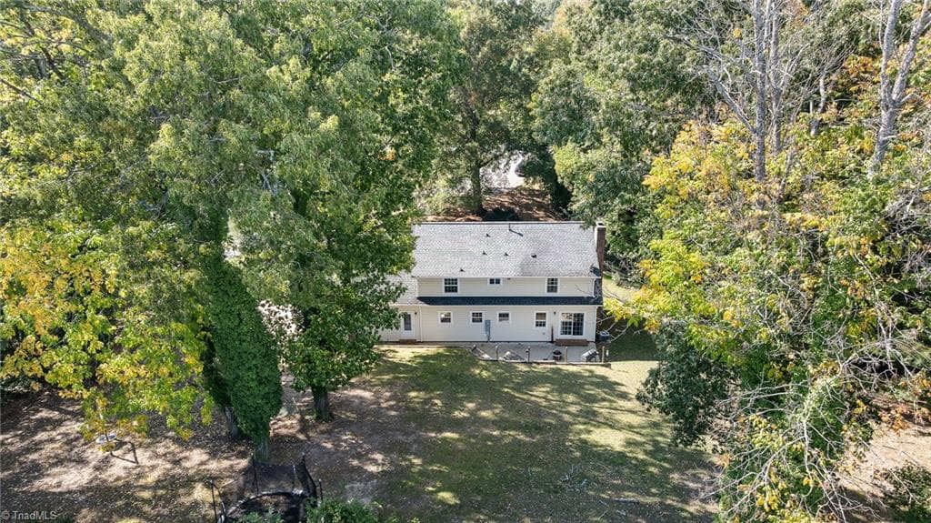 Stick/Site Built at 802 Kingston Drive, High Point NC 27262, photo 10 of 49