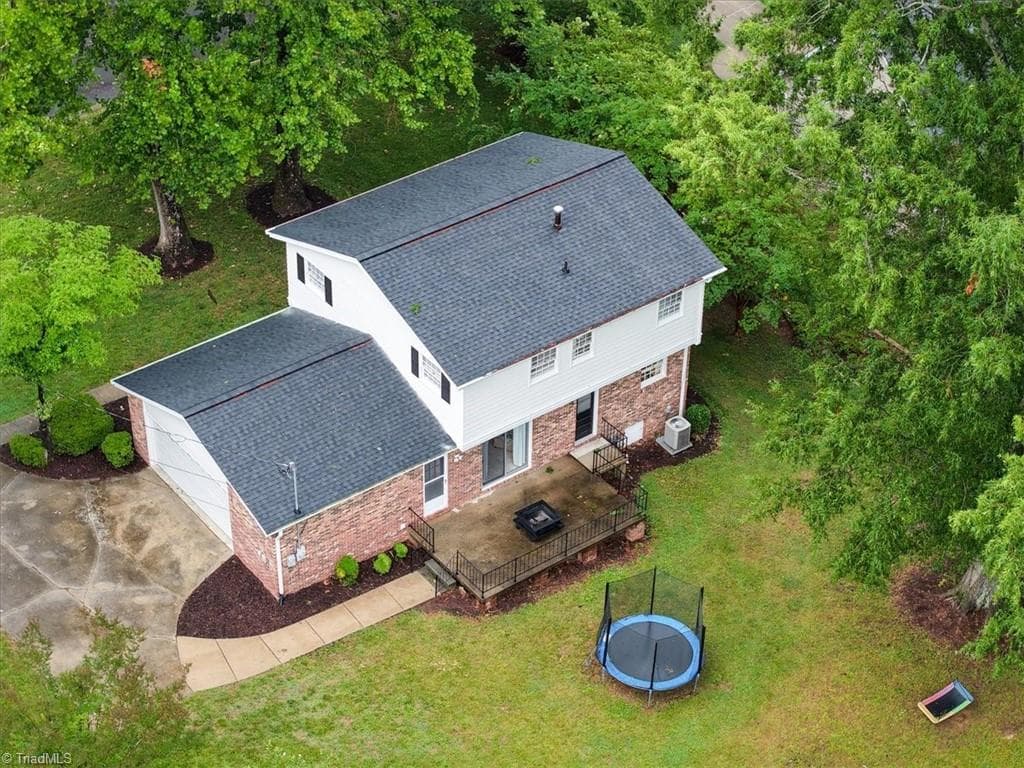 Stick/Site Built at 205 Fairway Drive, Eden NC 27288, photo 43 of 47