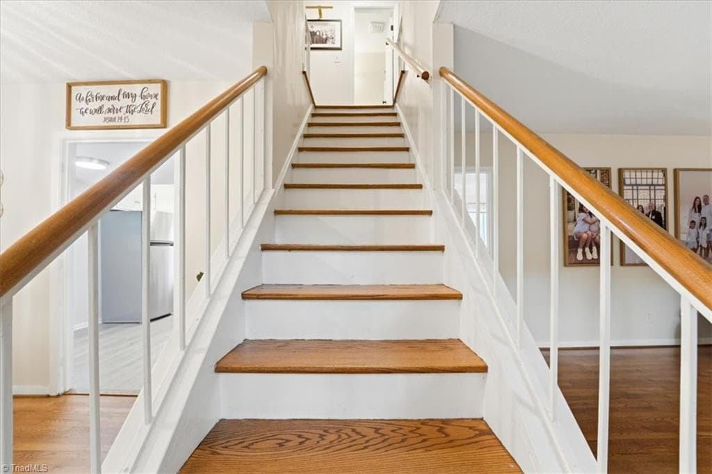 Stick/Site Built at 205 Fairway Drive, Eden NC 27288, photo 24 of 47