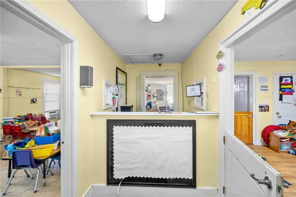 Office at 305 State Street, Lexington NC 27292, photo 2 of 28