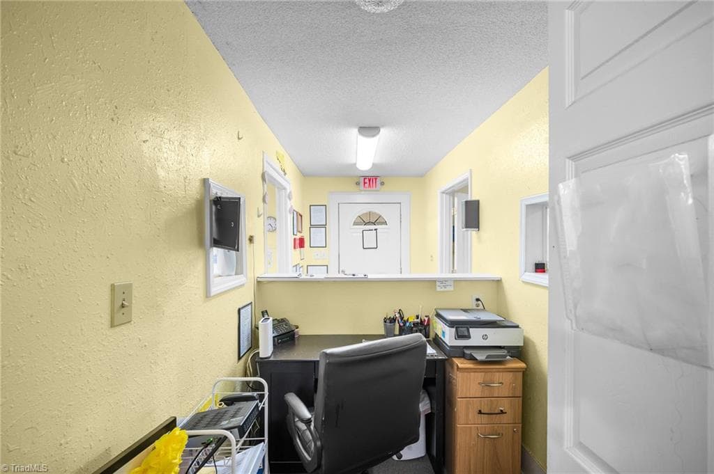 Office at 305 State Street, Lexington NC 27292, photo 19 of 28