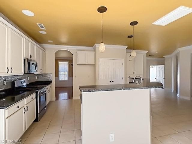 Stick/Site Built at 107 Autumn Frost Avenue, Statesville NC 28677, photo 6 of 32