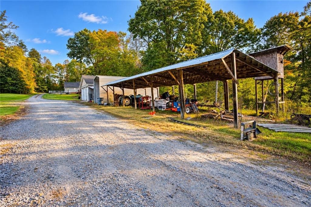 Stick/Site Built at 5805 Pine Hall Road, Walnut Cove NC 27052, photo 4 of 25
