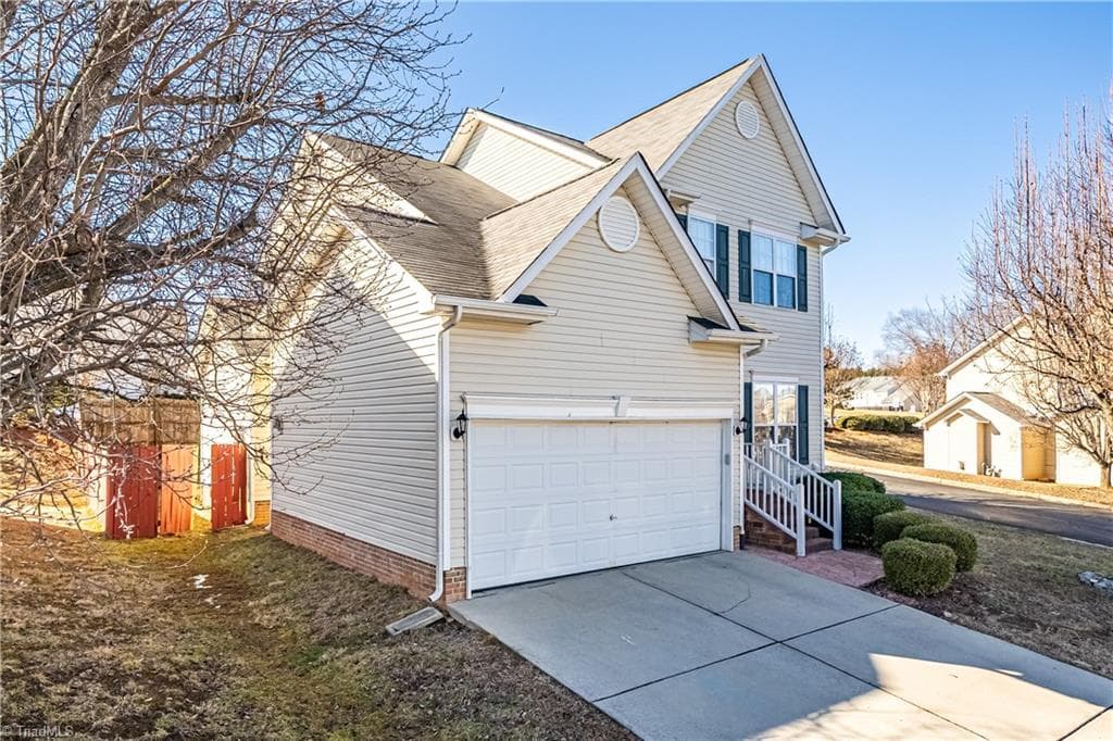3809 Parkway Vista Road, Greensboro NC 27409