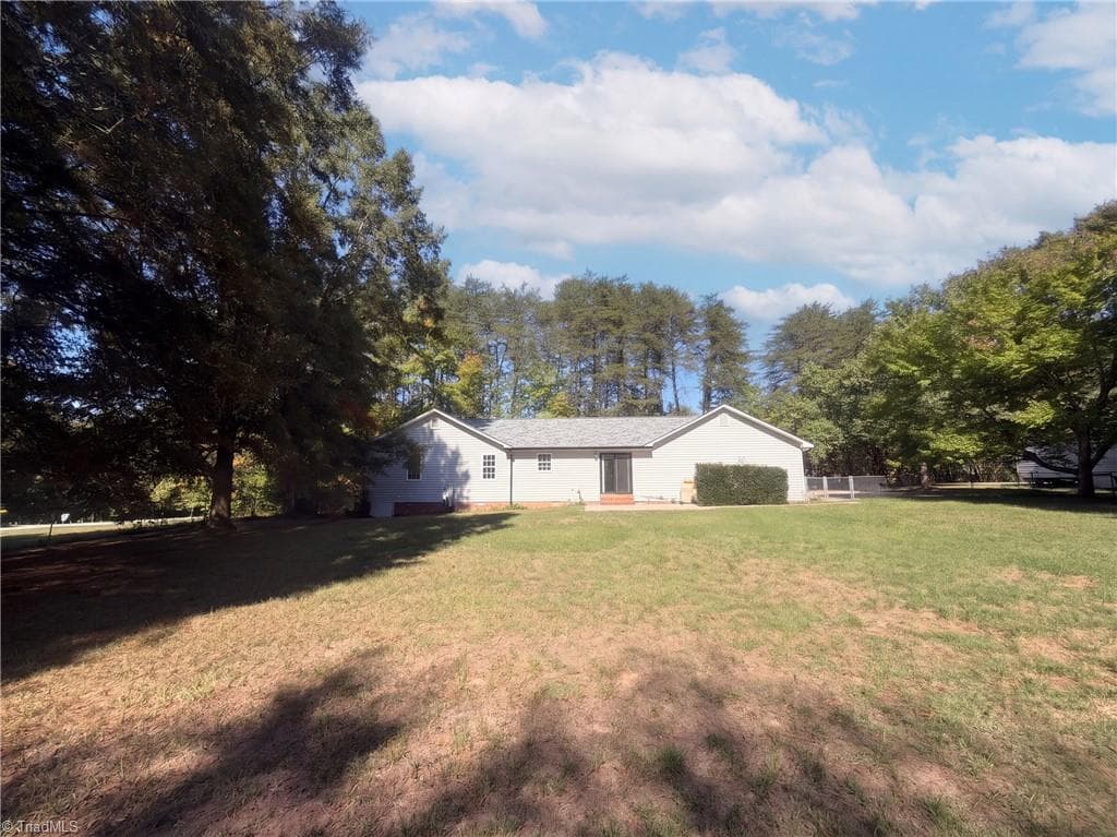 Stick/Site Built at 8507 Deer Path Court, Stokesdale NC 27357, photo 5 of 30