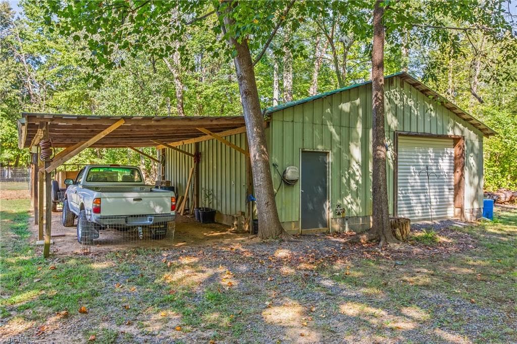 Stick/Site Built at 503 Settlement Loop, Stoneville NC 27048, photo 32 of 36
