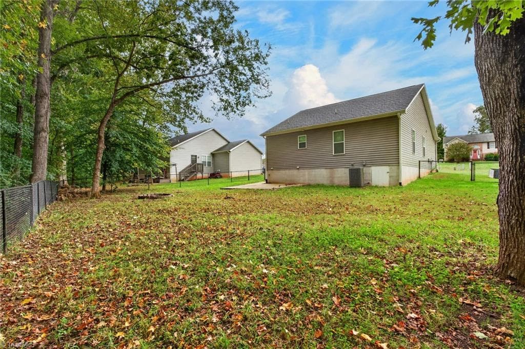 Stick/Site Built at 134 Gumtree Court, Mocksville NC 27028, photo 33 of 35