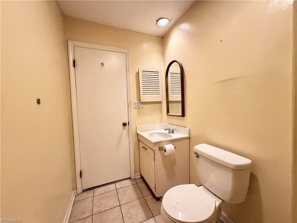 Stick/Site Built at 102 Cedar Lake Trail, Winston-Salem NC 27104, photo 19 of 29