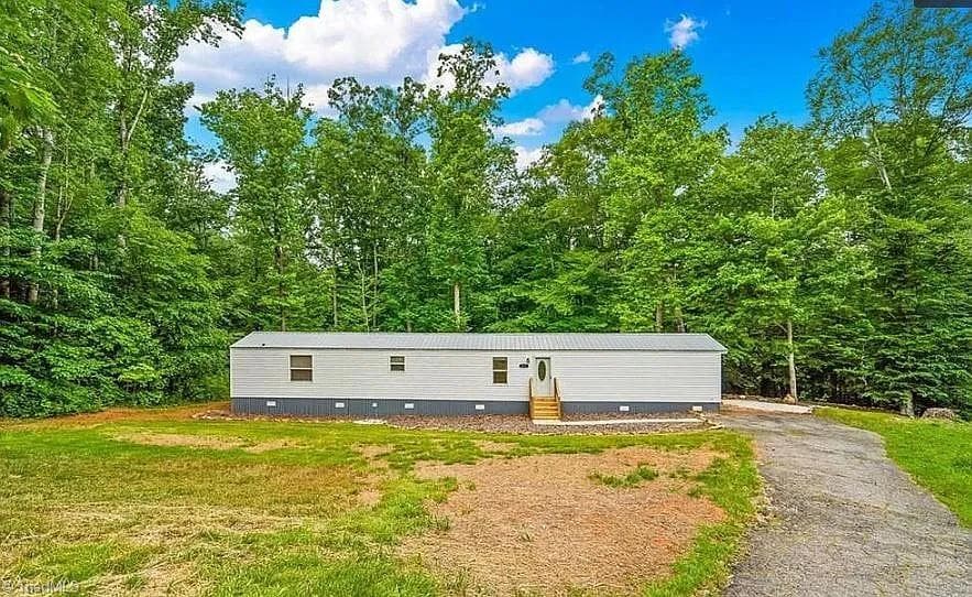 6771 Ridgewood Court, Trinity NC 27370