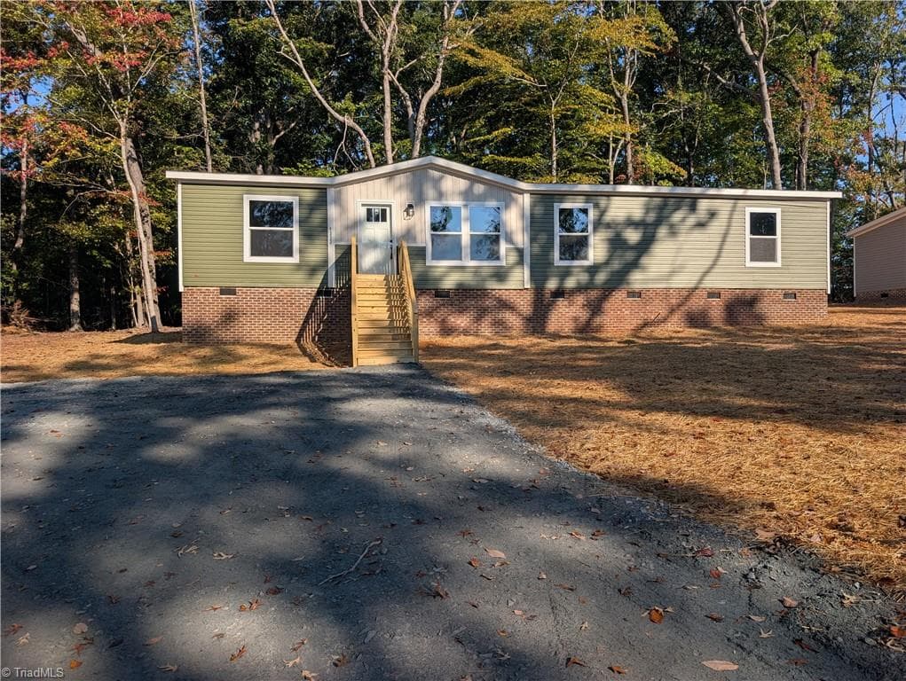 1322 Pineview Road, Randleman NC 27317