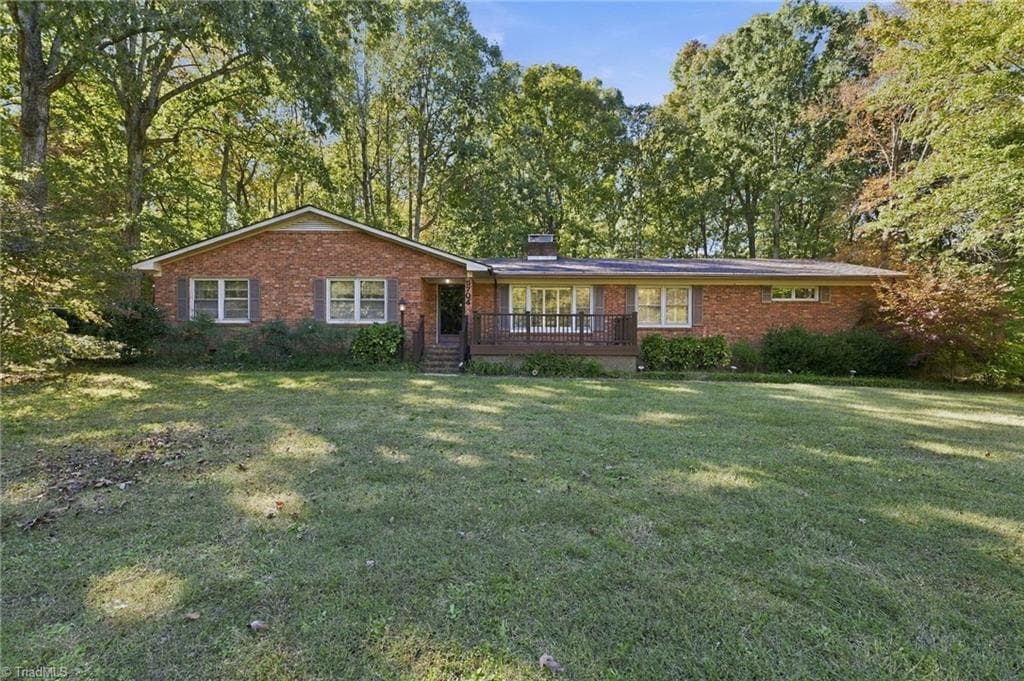 5704 Kings Court, Pleasant Garden NC 27313